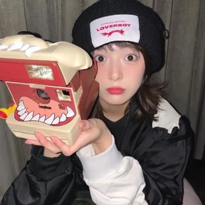 红色呼叫铃
